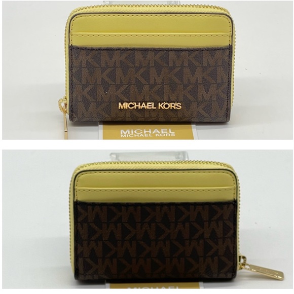 Michael Kors Handbags - Michael Kors Medium ZA Card Case Wallet